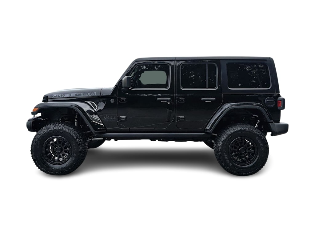 Thumbnail: 2023 Jeep Wrangler - 25