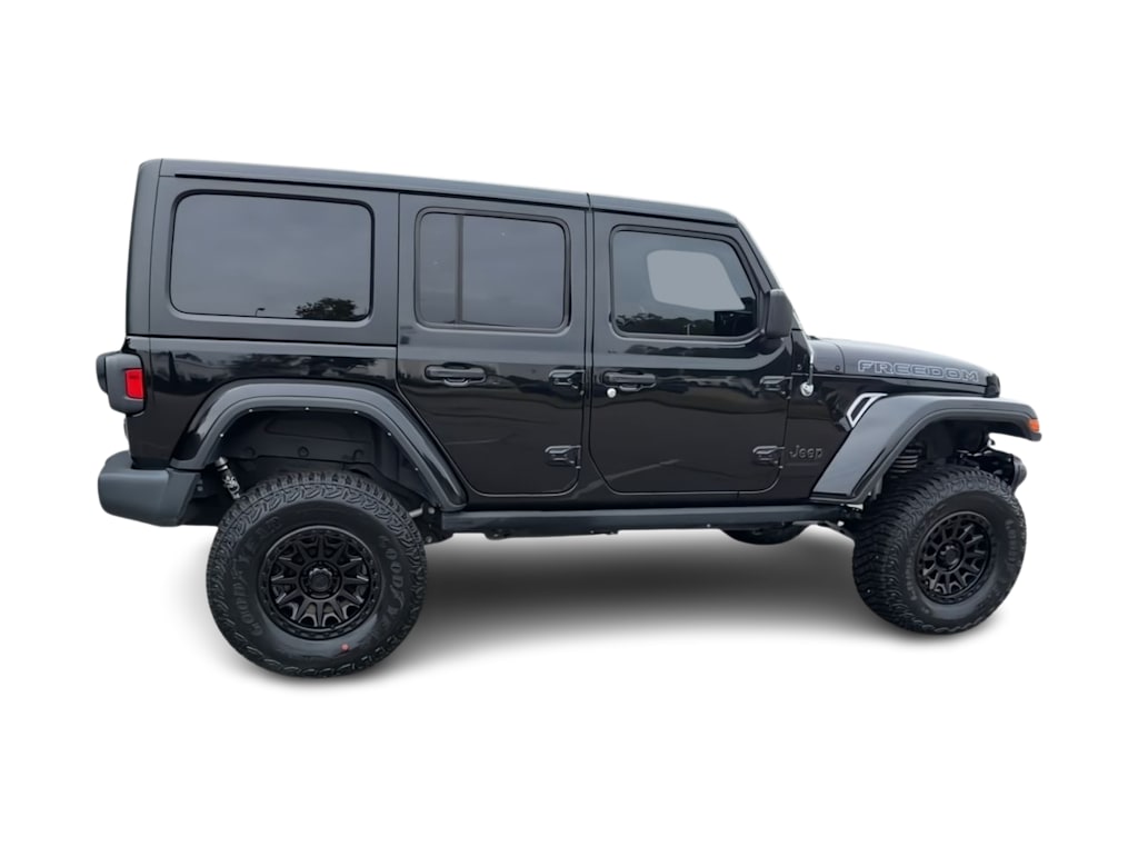 Thumbnail: 2023 Jeep Wrangler - 20