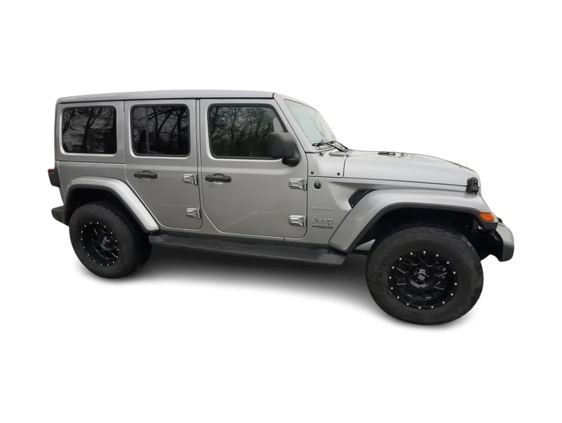 2020 Jeep Wrangler Unlimited Sahara 18