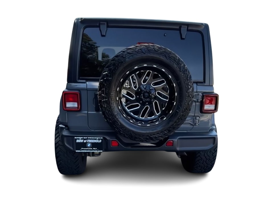 Thumbnail: 2021 Jeep Wrangler - 21
