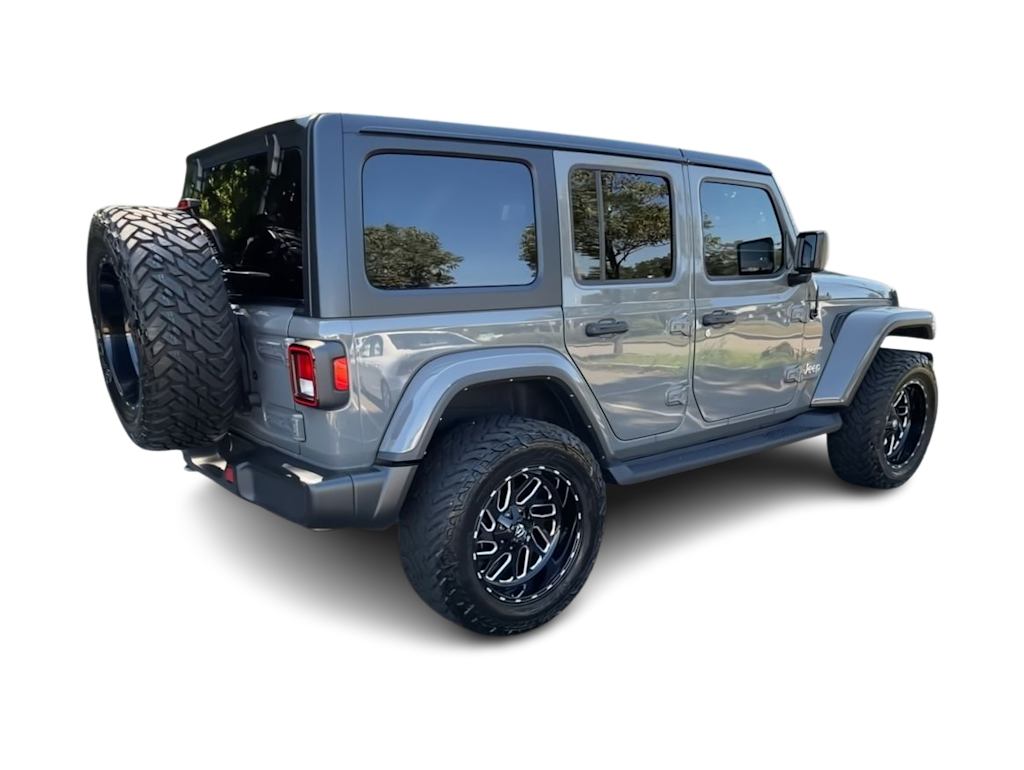 Thumbnail: 2021 Jeep Wrangler - 22