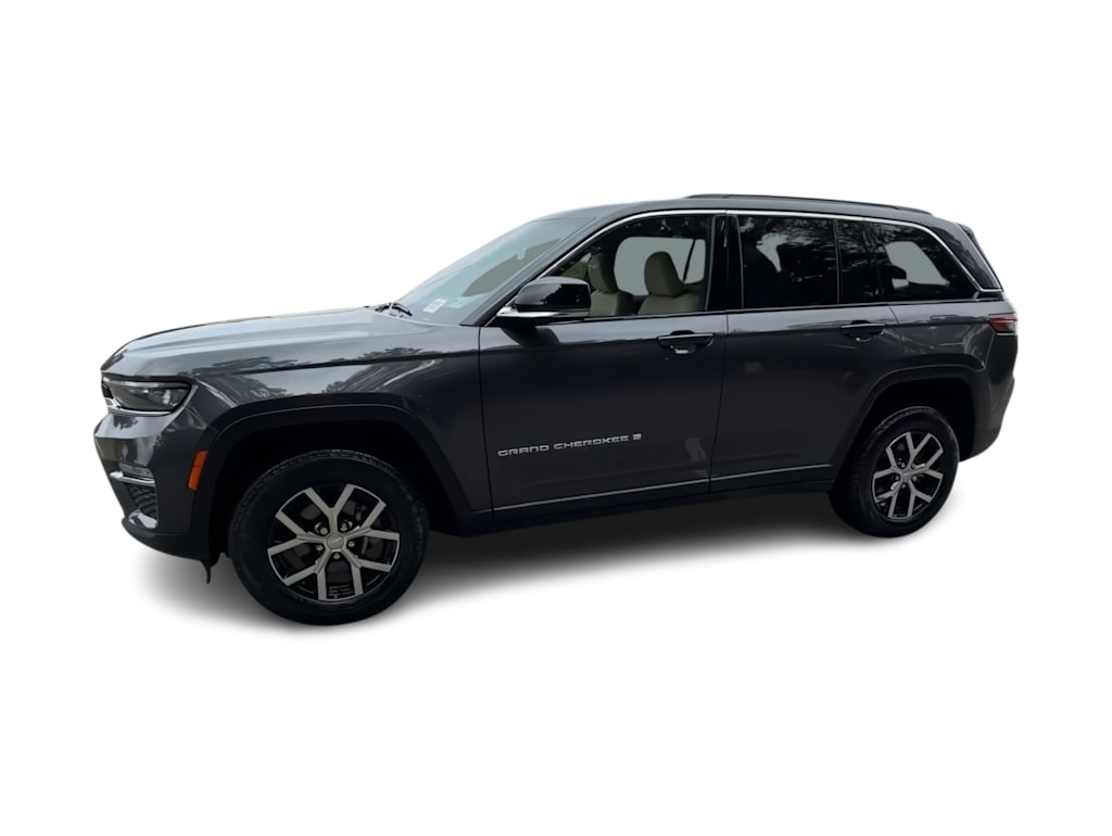 Thumbnail: 2025 Jeep Grand Cherokee - 3