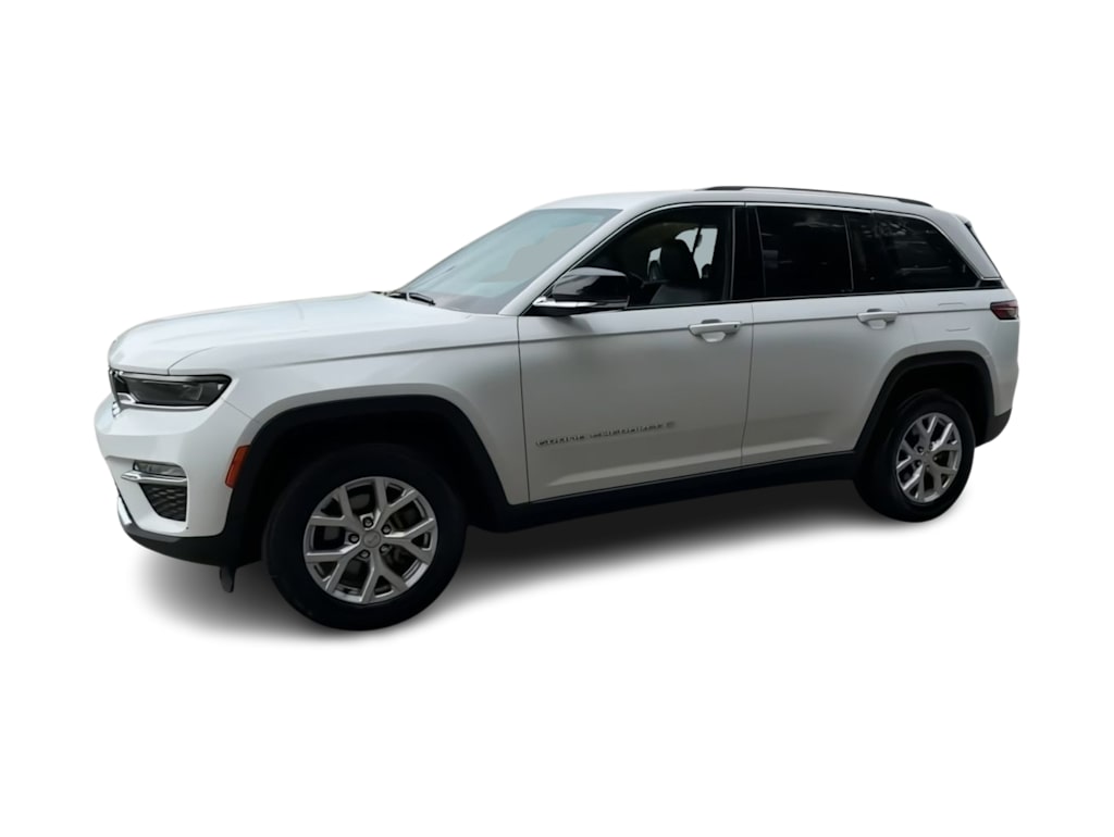 Thumbnail: 2023 Jeep Grand Cherokee - 3