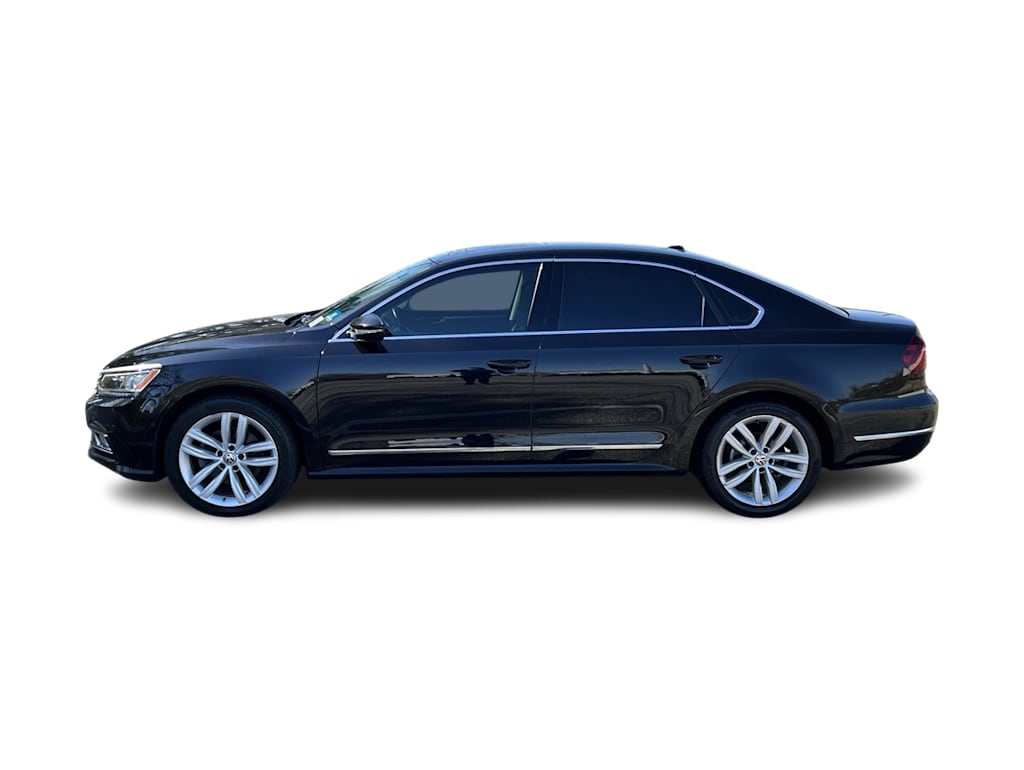 2018 Volkswagen Passat SEL 3