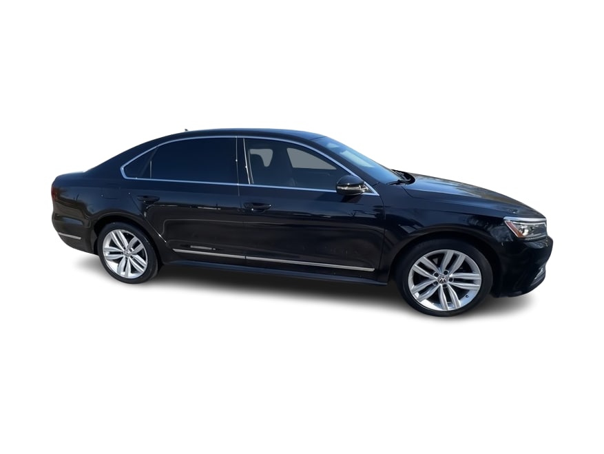 2018 Volkswagen Passat SEL 20