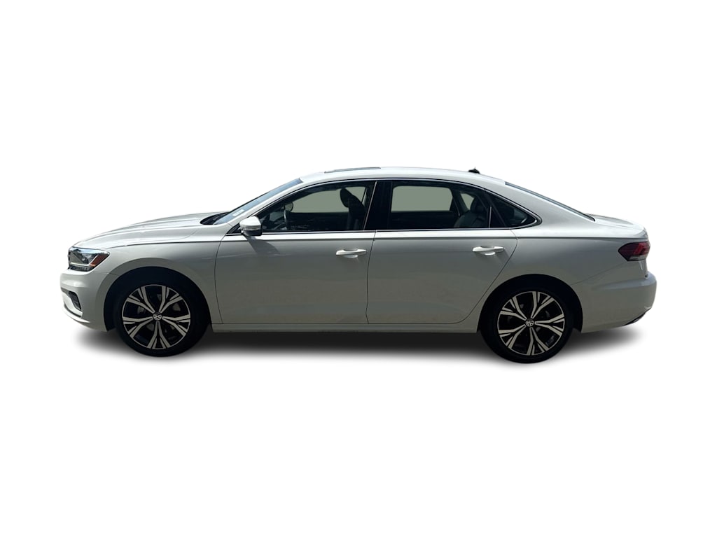 Thumbnail: 2021 Volkswagen Passat - 22