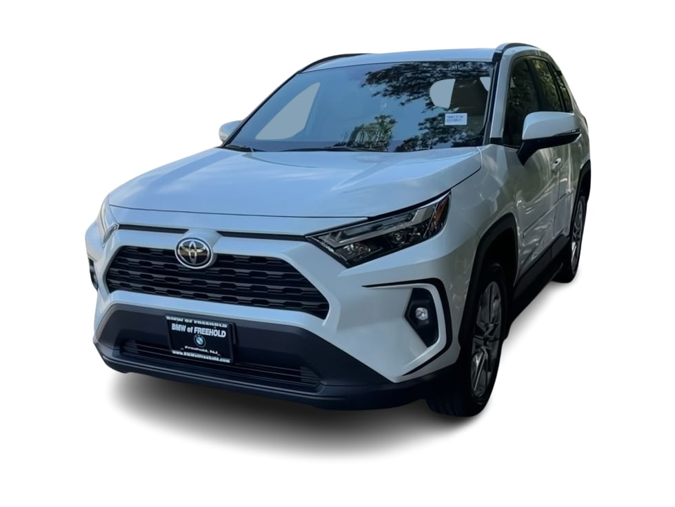 Thumbnail: 2023 Toyota RAV4 - 21