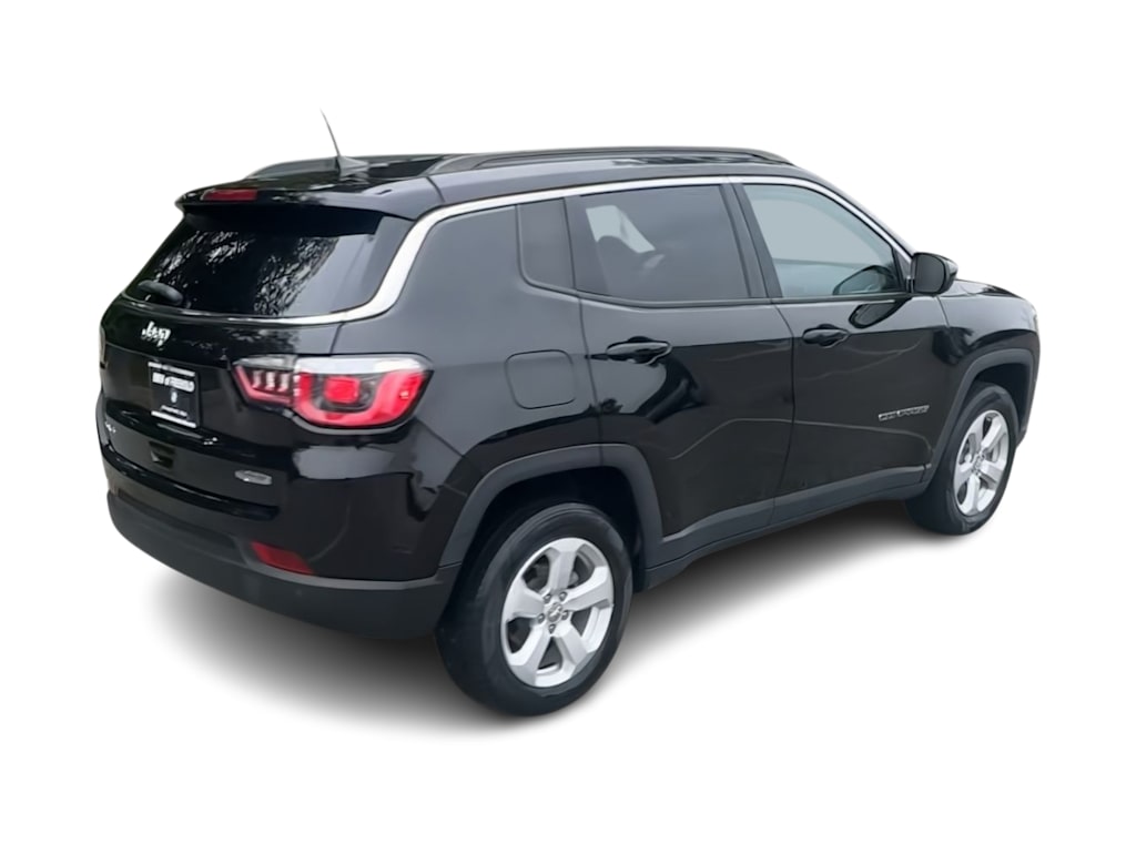 Thumbnail: 2019 Jeep Compass - 21
