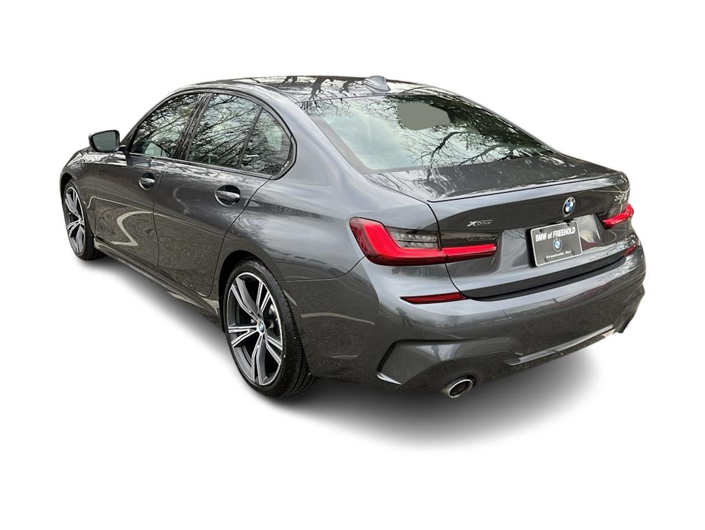 2022 BMW 3 Series 330xi 4