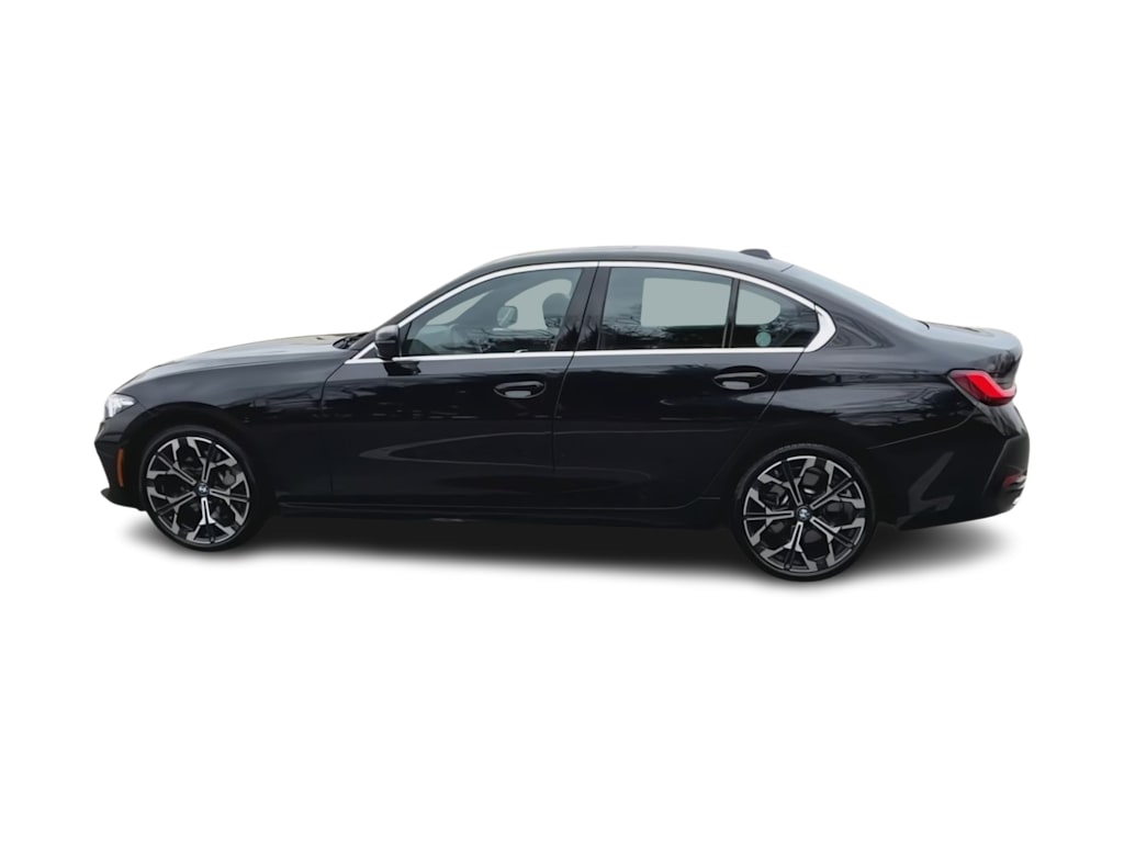 Thumbnail: 2025 BMW 3 Series - 3
