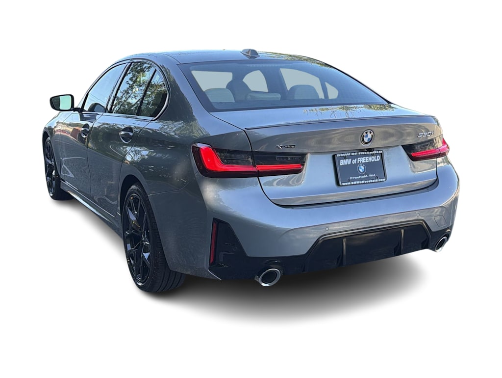 Thumbnail: 2026 BMW 3 Series - 4