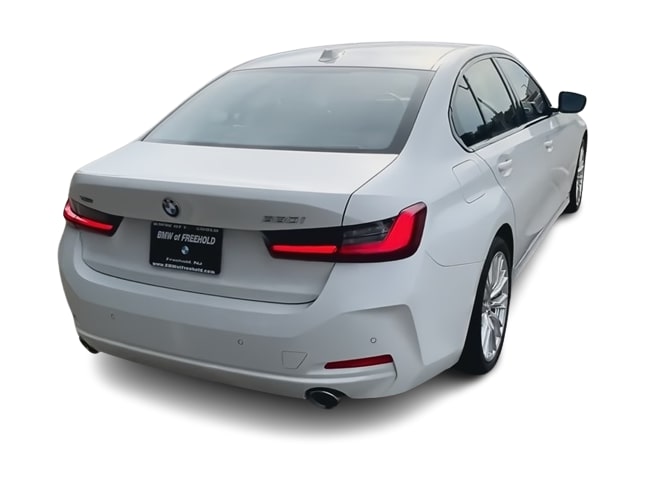 Thumbnail: 2023 BMW 3 Series - 24