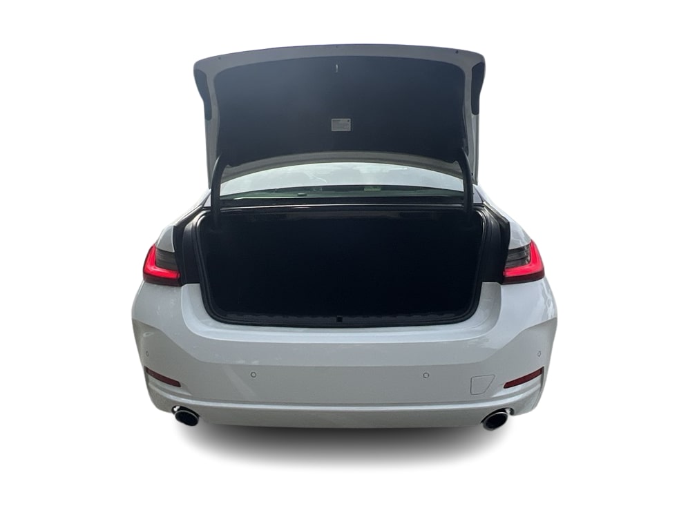 Thumbnail: 2023 BMW 3 Series - 17