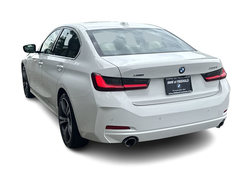 Thumbnail: 2024 BMW 3 Series - 4
