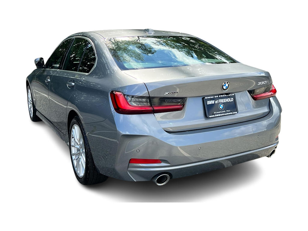 Thumbnail: 2024 BMW 3 Series - 4