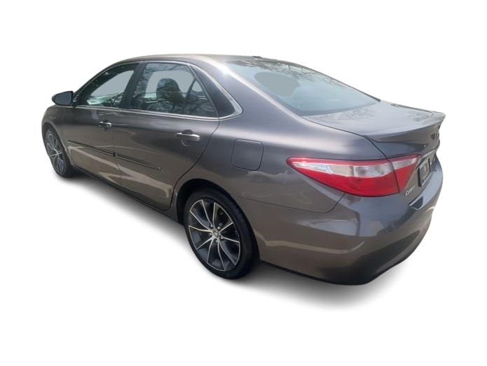 2015 Toyota Camry XSE 4