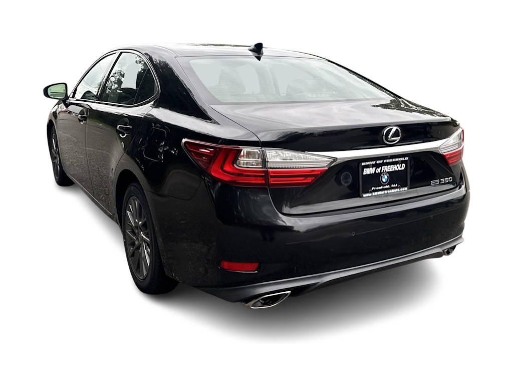 Thumbnail: 2018 Lexus ES - 4