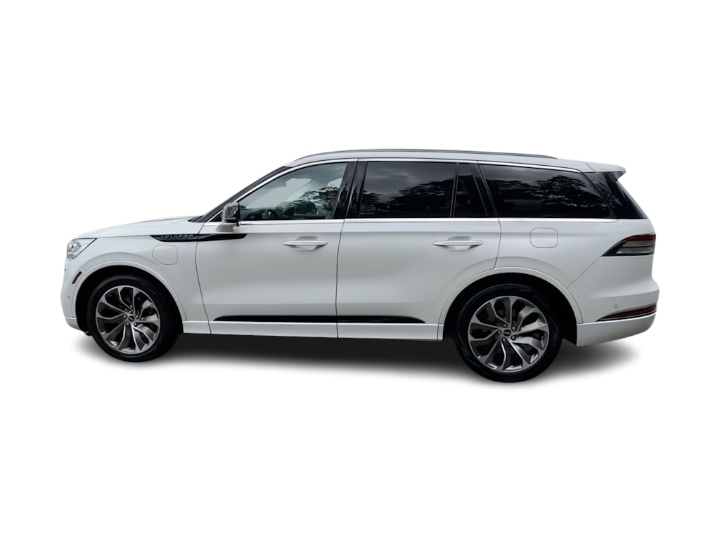 Thumbnail: 2022 Lincoln Aviator - 21