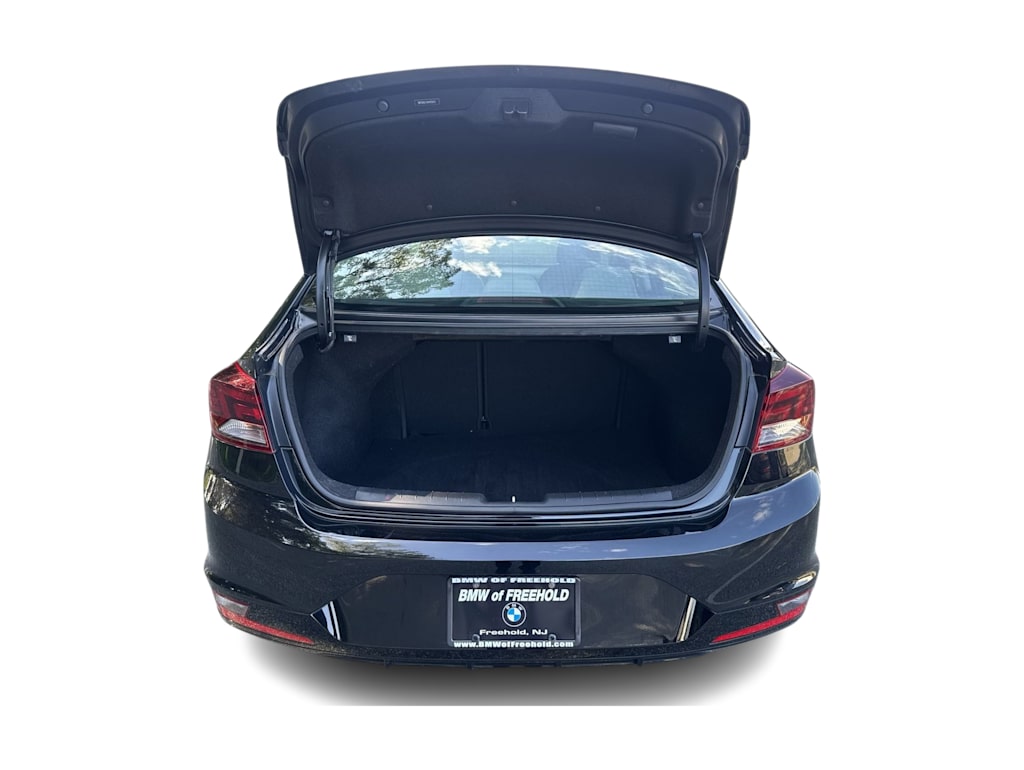 Thumbnail: 2019 Hyundai Elantra - 18