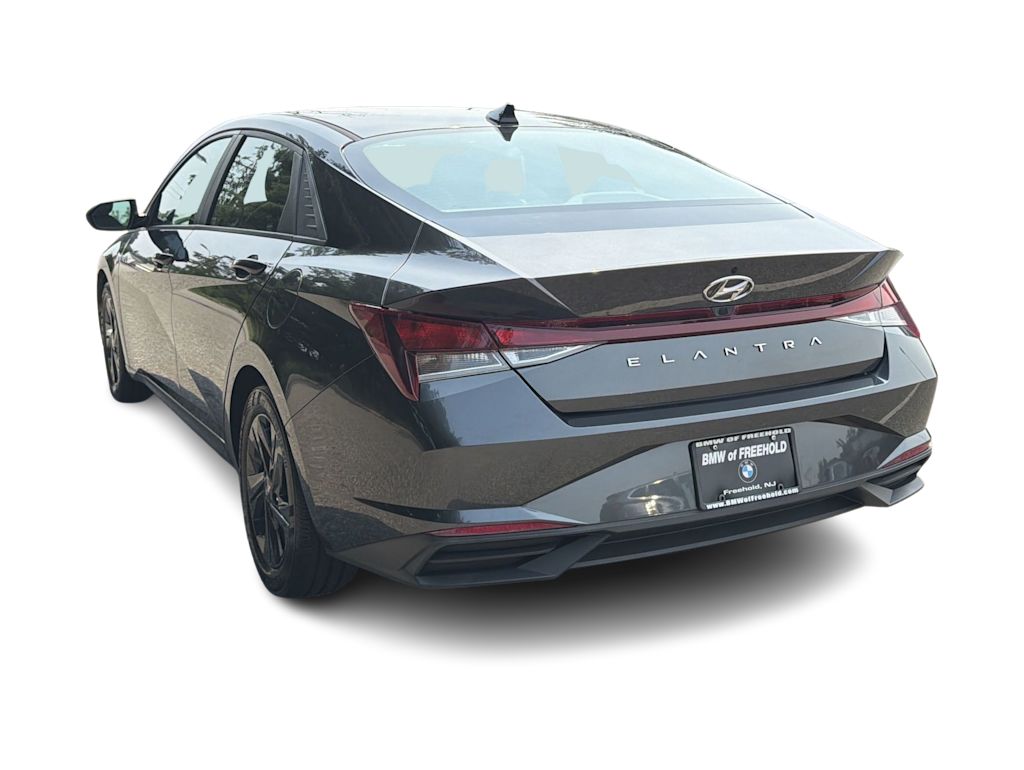 Thumbnail: 2021 Hyundai Elantra - 4
