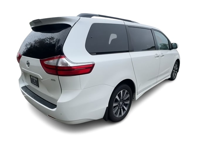 2019 Toyota Sienna XLE Premium 21