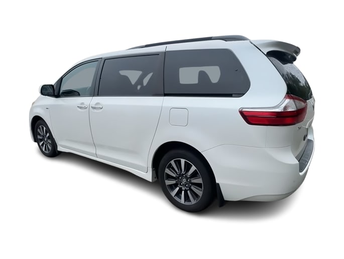 2019 Toyota Sienna XLE Premium 4