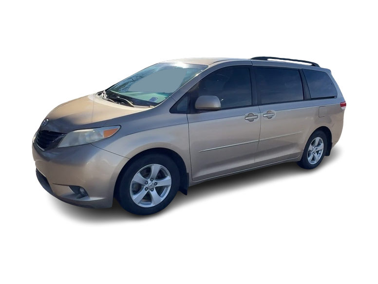 2011 Toyota Sienna LE 3