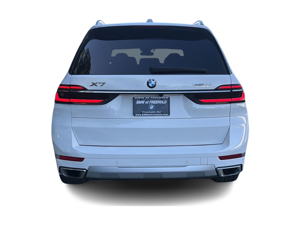Thumbnail: 2024 BMW X7 - 25