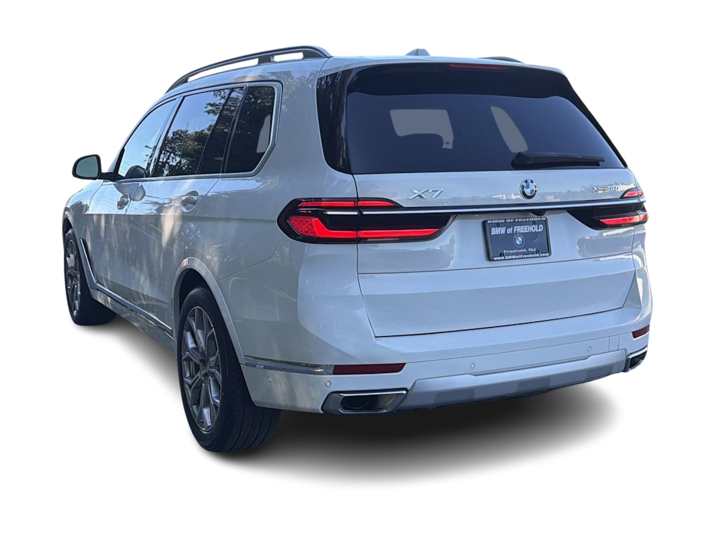 Thumbnail: 2024 BMW X7 - 24