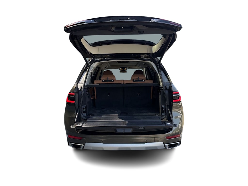 Thumbnail: 2024 BMW X7 - 17