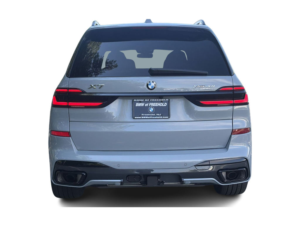 Thumbnail: 2026 BMW X7 - 25