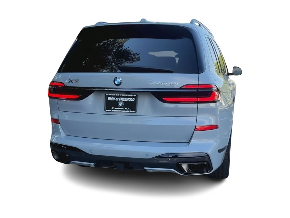 Thumbnail: 2026 BMW X7 - 5