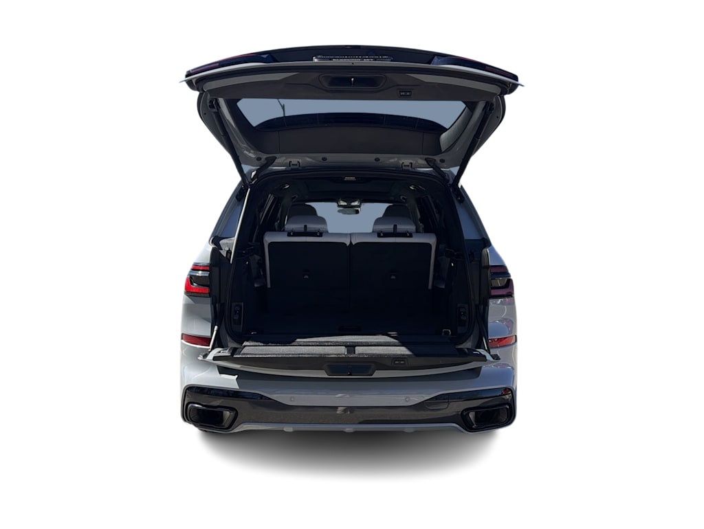 Thumbnail: 2024 BMW X7 - 16