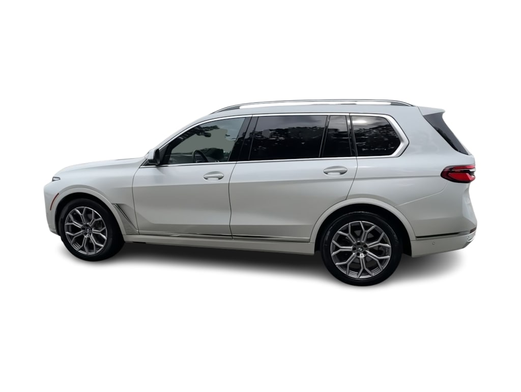 Thumbnail: 2024 BMW X7 - 21