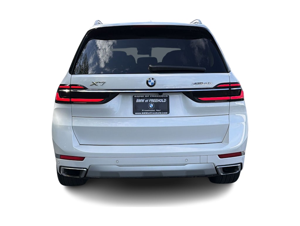 Thumbnail: 2023 BMW X7 - 25