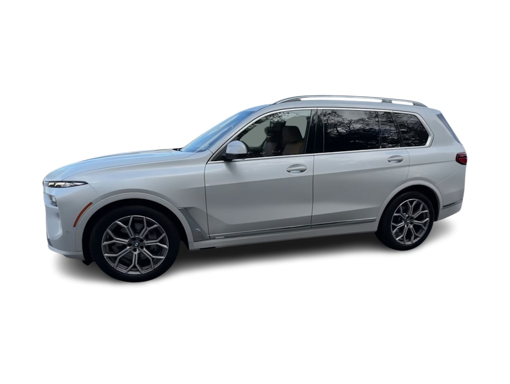 Thumbnail: 2023 BMW X7 - 3