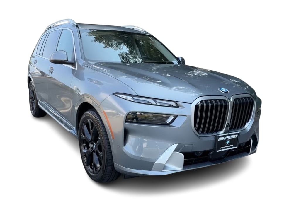 Thumbnail: 2026 BMW X7 - 21