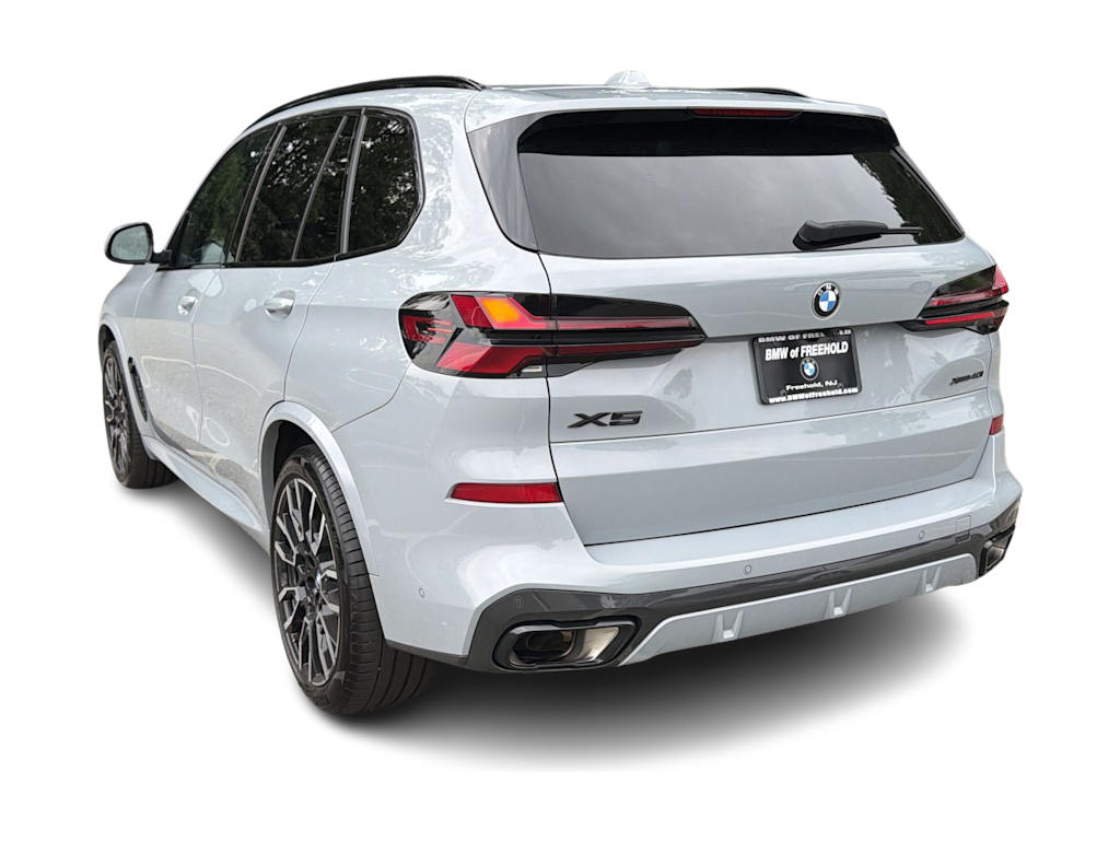Thumbnail: 2024 BMW X5 - 4