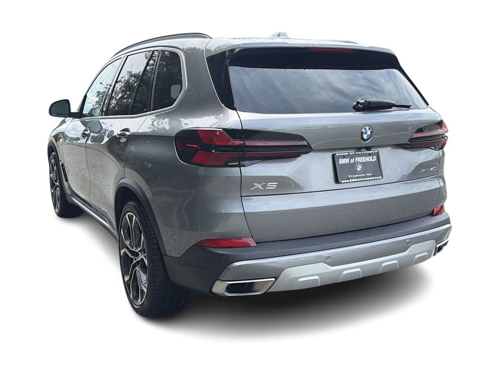Thumbnail: 2026 BMW X5 - 4