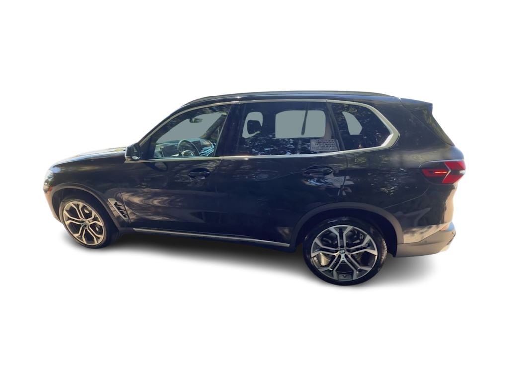 Thumbnail: 2026 BMW X5 - 21
