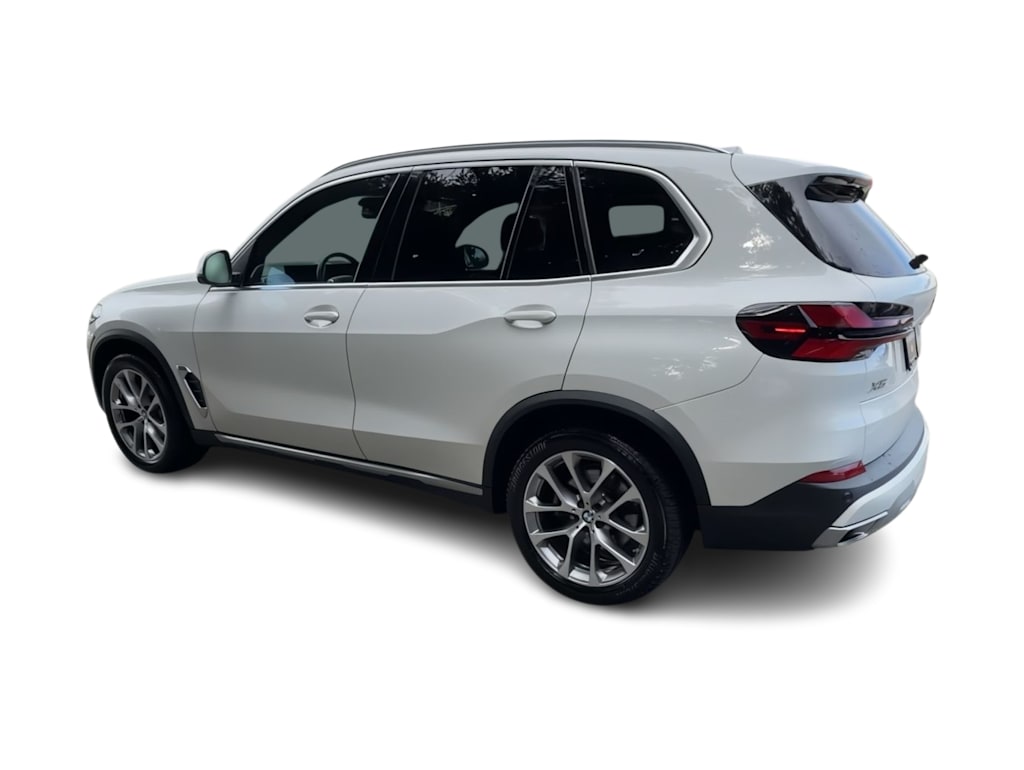 Thumbnail: 2024 BMW X5 - 4