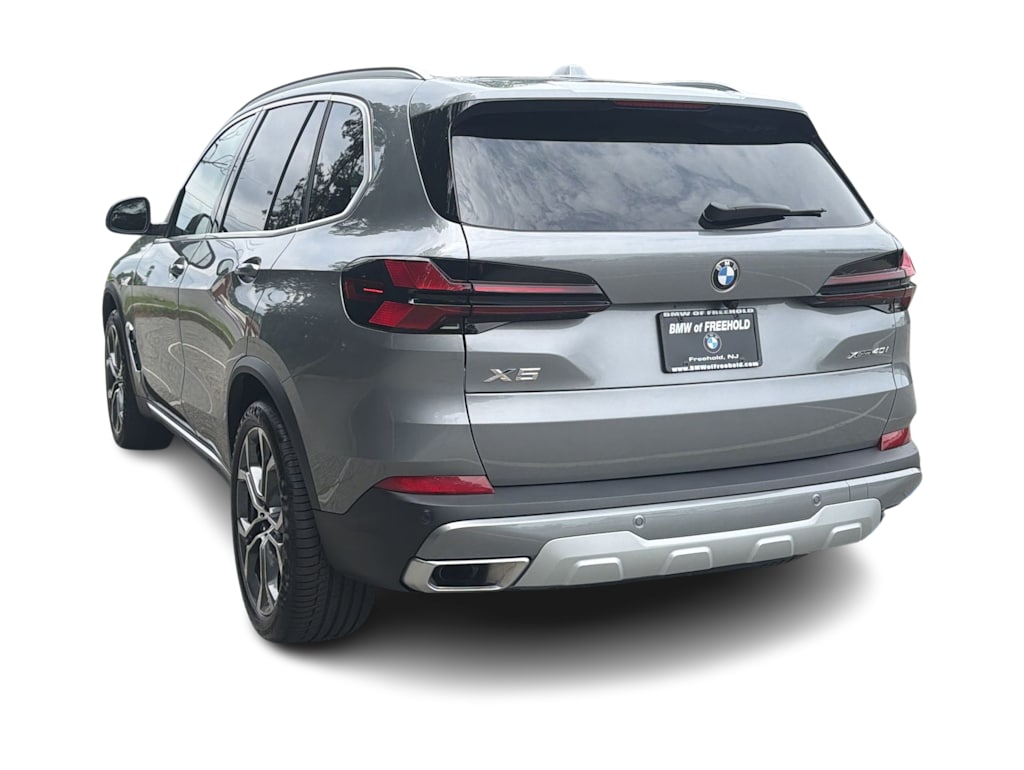 Thumbnail: 2026 BMW X5 - 26
