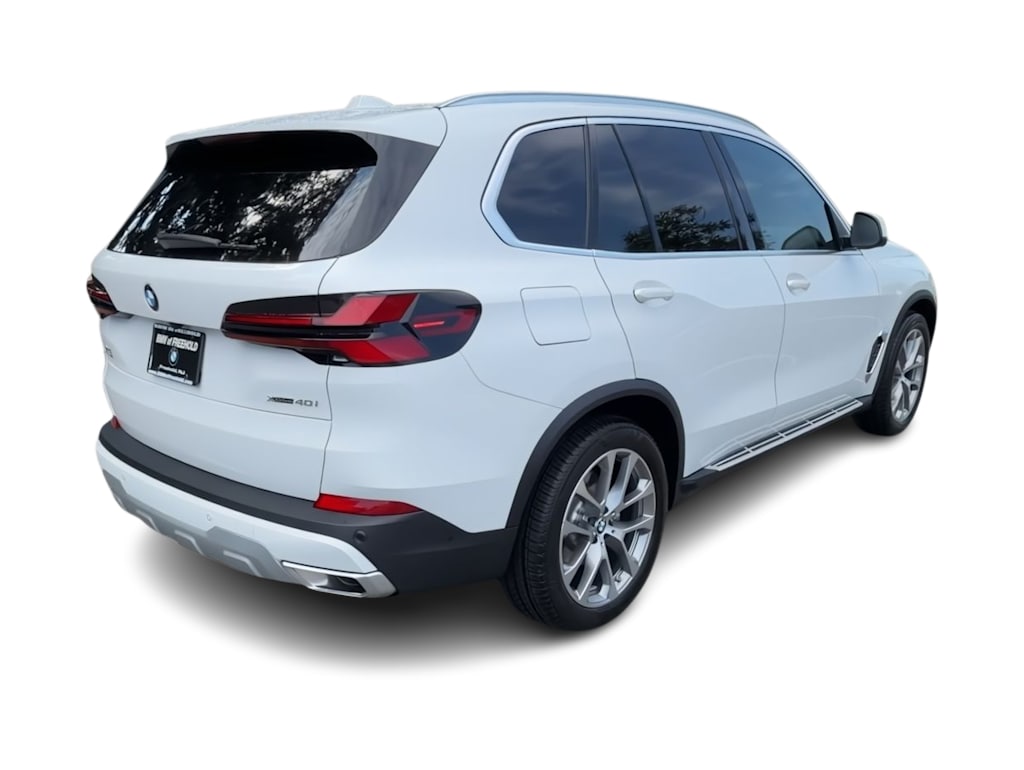 Thumbnail: 2026 BMW X5 - 21