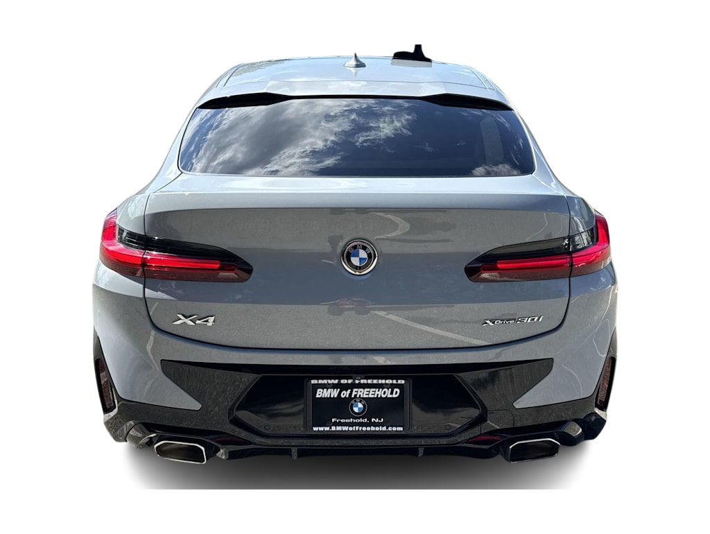 Thumbnail: 2023 BMW X4 - 4