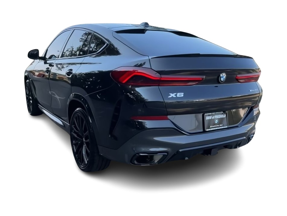 Thumbnail: 2025 BMW X6 - 4
