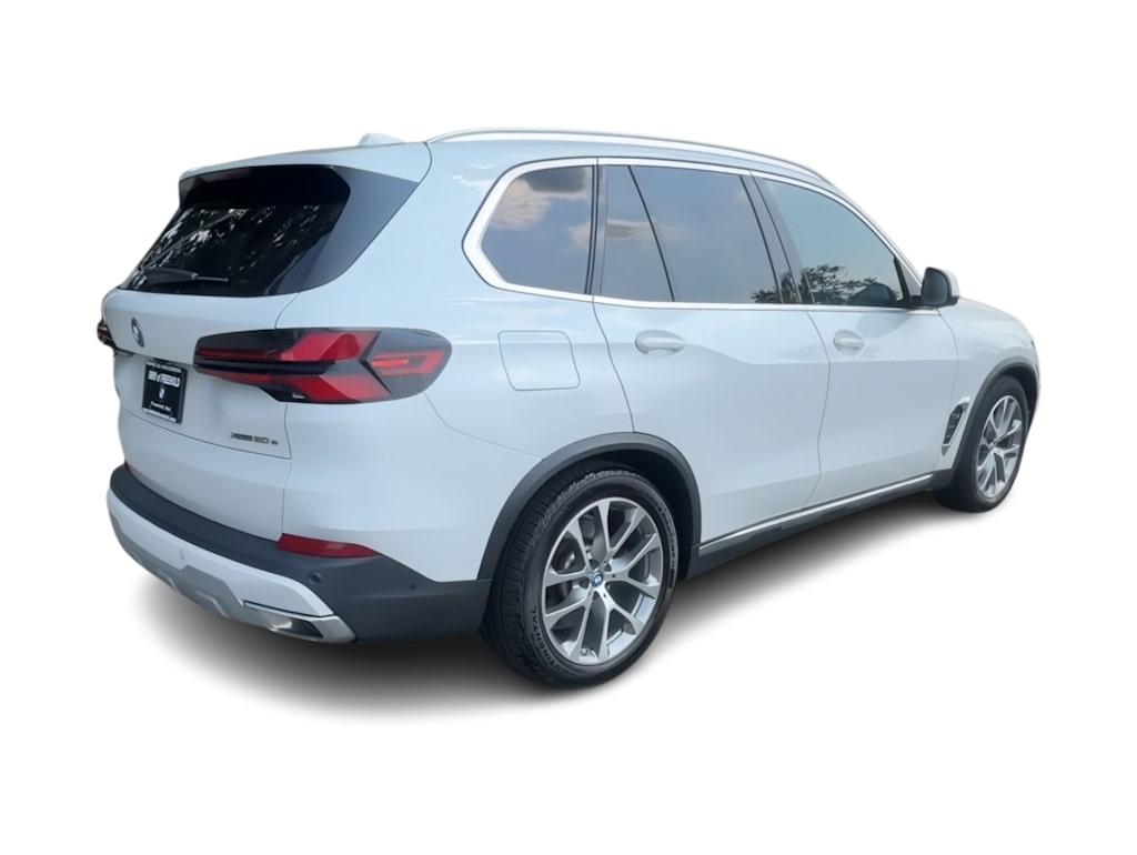 Thumbnail: 2024 BMW X5 - 22