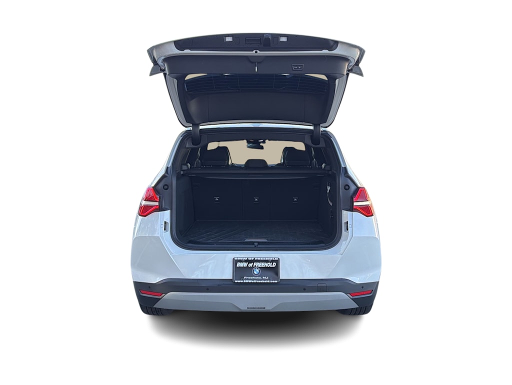 Thumbnail: 2025 BMW X3 - 17