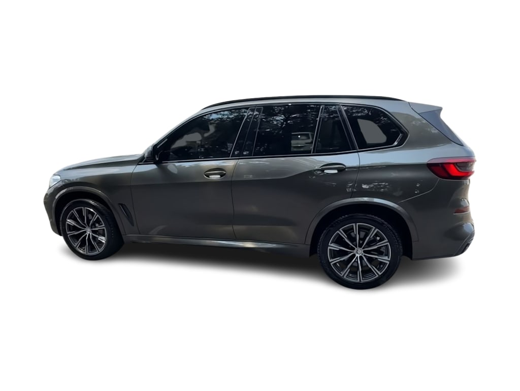 Thumbnail: 2022 BMW X5 - 3