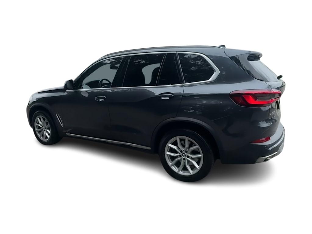 Thumbnail: 2021 BMW X5 - 4