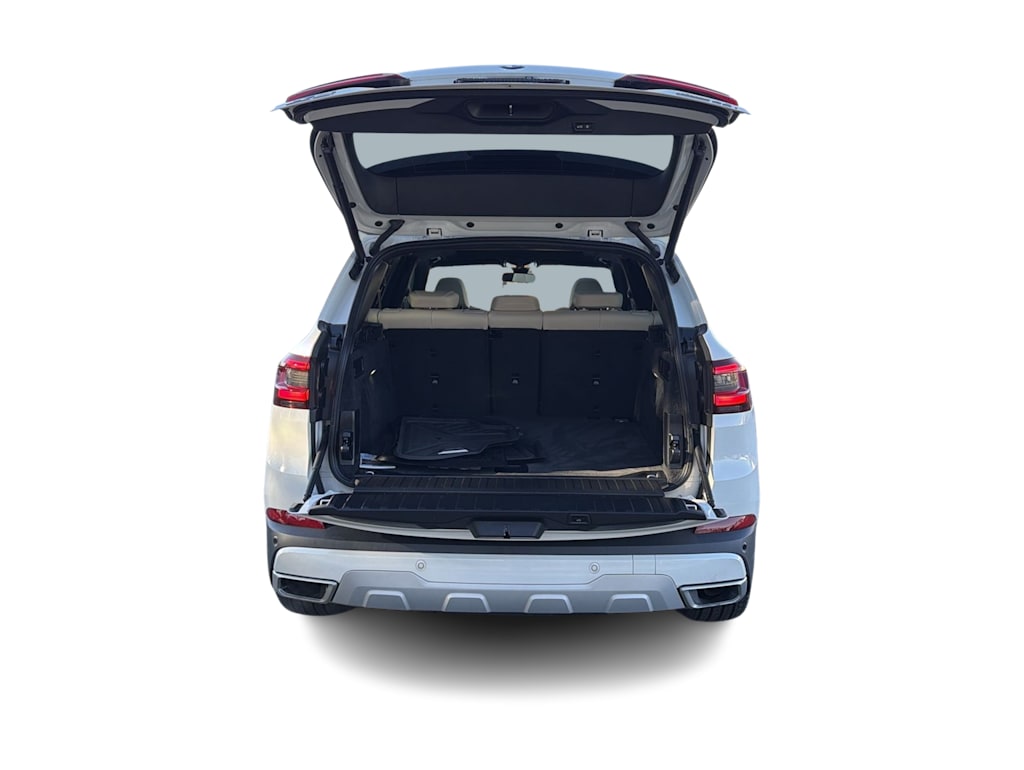 Thumbnail: 2022 BMW X5 - 17